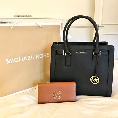 michael kors handbags cheap australia|Michael Kors Australia stockists.